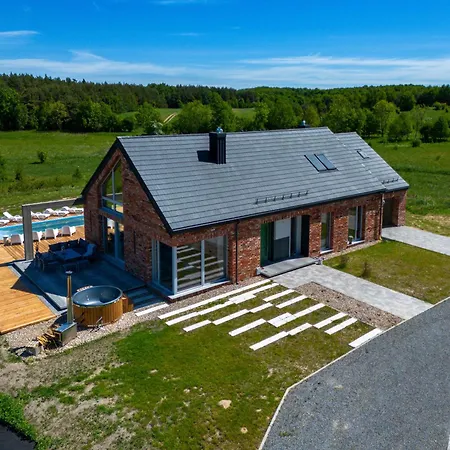 Widokowka Slajkowo, Z Basenem, Balia Villa *